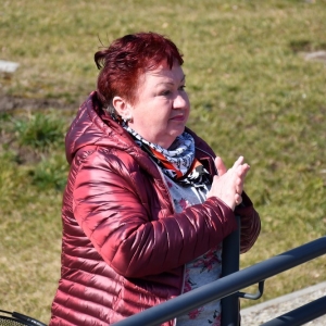 kobieta-w-centrum-fot-ewajak204.JPG