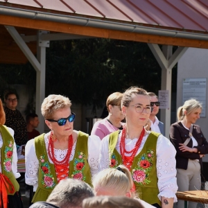 jarmark-wadroze-fot-zjak40.JPG