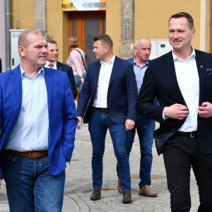 autobusy-zlotoryja-fot-zjak15.JPG