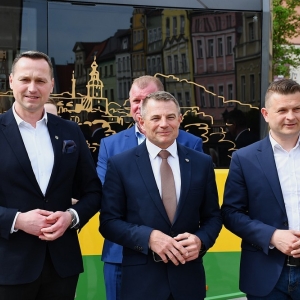 autobusy-zlotoryja-fot-zjak26.JPG