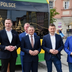 autobusy-zlotoryja-fot-zjak27.JPG