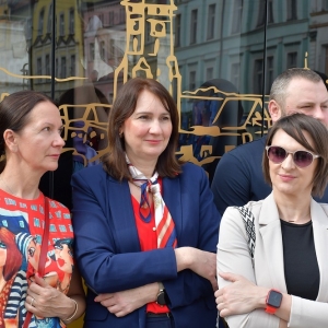 autobusy-zlotoryja-fot-zjak36.JPG