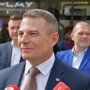 autobusy-zlotoryja-fot-zjak38.JPG