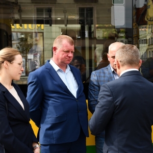 autobusy-zlotoryja-fot-zjak43.JPG