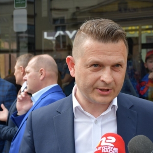 autobusy-zlotoryja-fot-zjak46.JPG