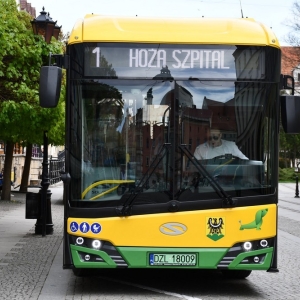 autobusy-zlotoryja-fot-zjak55.JPG