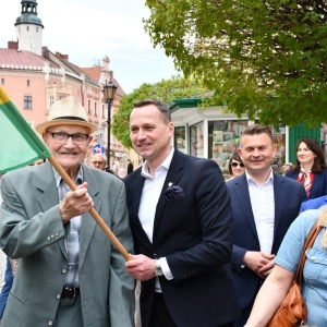 autobusy-zlotoryja-fot-zjak70.JPG