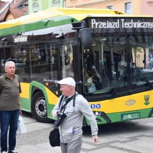autobusy-zlotoryja-fot-zjak77.JPG
