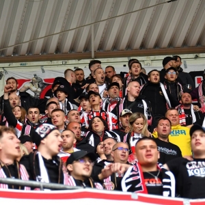 kibice-zl-cracovia-fot-ewajak084.JPG