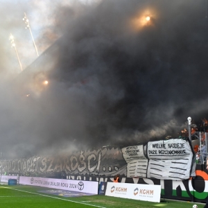 kibice-zl-cracovia-fot-ewajak204.JPG