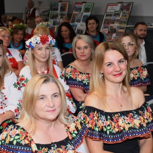 folk-kgw-fot-zjak005.JPG