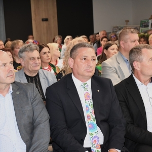folk-kgw-fot-zjak040.JPG