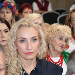 folk-kgw-fot-zjak041.JPG