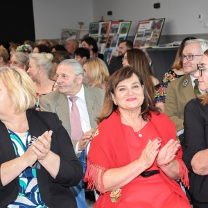 folk-kgw-fot-zjak050.JPG