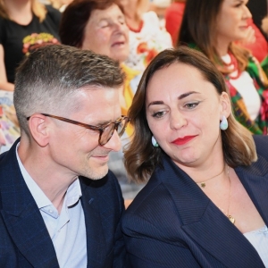 folk-kgw-fot-zjak101.JPG