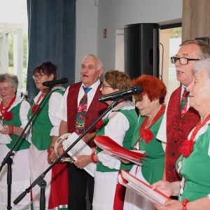 folk-kgw-fot-zjak156.JPG