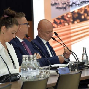 absolutorium-zarzad-kghm-fot-zjak38.JPG