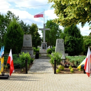 odsloniecie-tablicy-nowej-wsi-legnickiej02.jpg