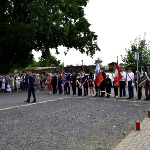 odsloniecie-tablicy-nowej-wsi-legnickiej14.jpg