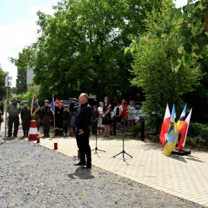 odsloniecie-tablicy-nowej-wsi-legnickiej19.jpg