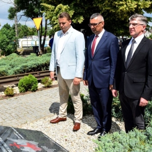 odsloniecie-tablicy-nowej-wsi-legnickiej21.jpg
