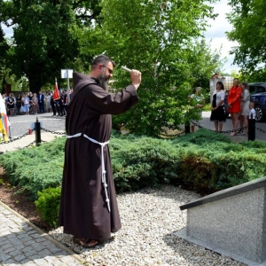 odsloniecie-tablicy-nowej-wsi-legnickiej22.jpg