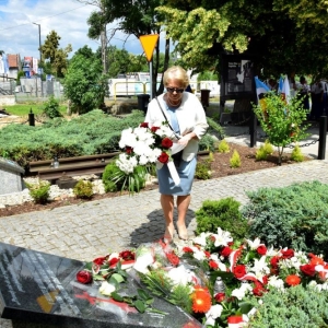 odsloniecie-tablicy-nowej-wsi-legnickiej31.jpg