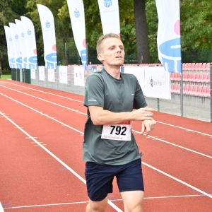bieg_legnica_polmaraton_10_km_fot_dawid_soltys023.JPG