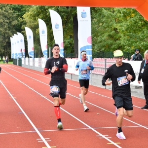 bieg_legnica_polmaraton_10_km_fot_dawid_soltys049.JPG