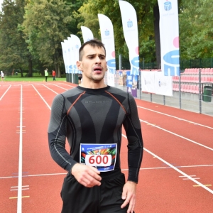 bieg_legnica_polmaraton_10_km_fot_dawid_soltys055.JPG