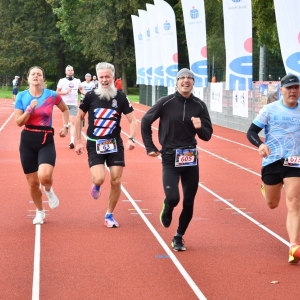 bieg_legnica_polmaraton_10_km_fot_dawid_soltys102.JPG
