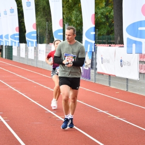 bieg_legnica_polmaraton_10_km_fot_dawid_soltys112.JPG