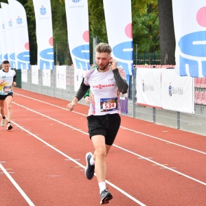 bieg_legnica_polmaraton_10_km_fot_dawid_soltys126.JPG