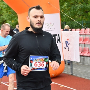 bieg_legnica_polmaraton_10_km_fot_dawid_soltys143.JPG