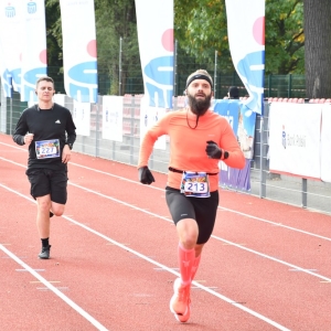 bieg_legnica_polmaraton_10_km_fot_dawid_soltys301.JPG