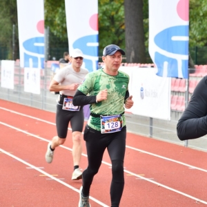 bieg_legnica_polmaraton_10_km_fot_dawid_soltys326.JPG