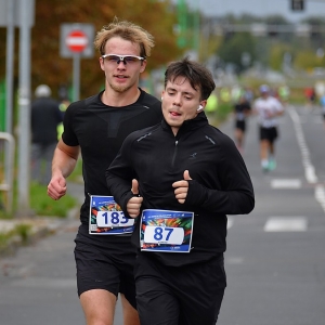 legnicki-polmaraton-cz2-fot-zjak198.JPG