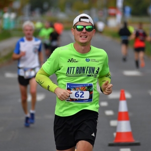 legnicki-polmaraton-cz2-fot-zjak206.JPG