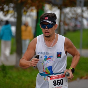 legnicki-polmaraton-cz2-fot-zjak210.JPG