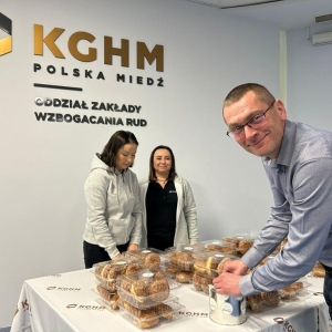paczki-z-nadzieniem-fot-kghm38.jpg