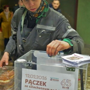 paczki-z-nadzieniem-fot-kghm42.jpg