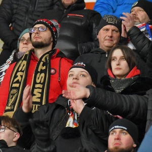 kibice-zaglebie-rakow-fot-ewajak050.jpg