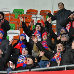 kibice-zaglebie-rakow-fot-ewajak052.jpg