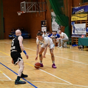 basket_legnica_wilki_zary_fot_dawid_soltys07.JPG