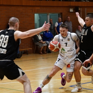 basket_legnica_wilki_zary_fot_dawid_soltys54.JPG