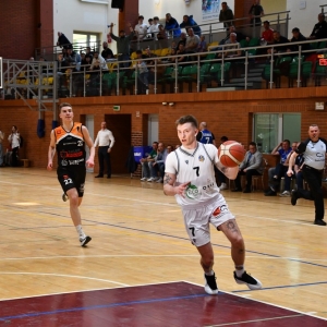 basket_legnica_mkk_gniezno_fot_dawid_soltys001.JPG