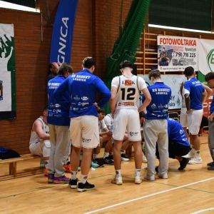 basket_legnica_mkk_gniezno_fot_dawid_soltys005.JPG
