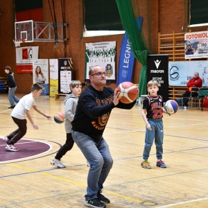 basket_legnica_mkk_gniezno_fot_dawid_soltys040.JPG