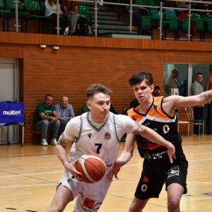 basket_legnica_mkk_gniezno_fot_dawid_soltys046.JPG