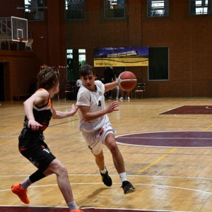 basket_legnica_mkk_gniezno_fot_dawid_soltys077.JPG